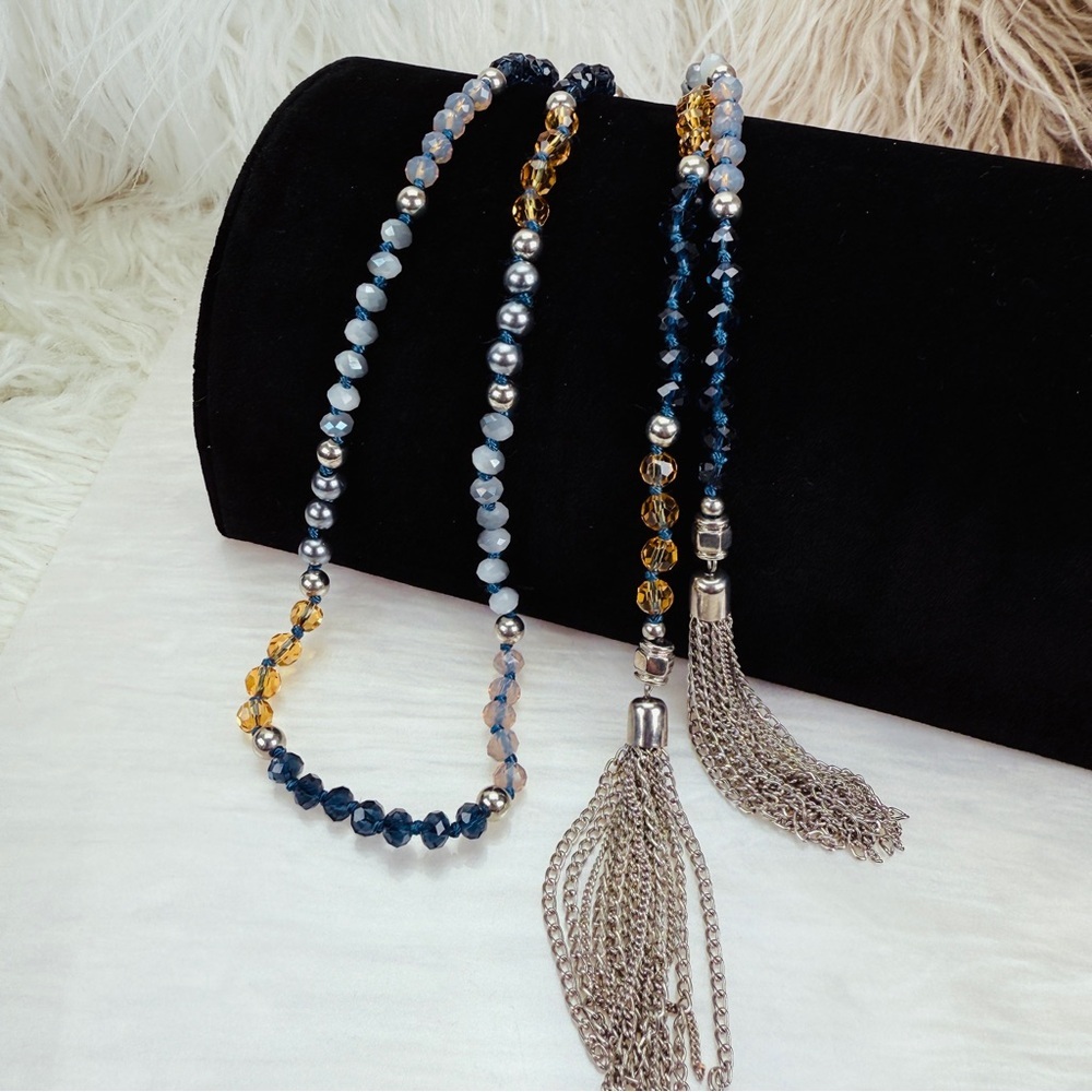 Gorgeous, versatile, long, multicolor reflective bead Silvertone fringe necklace